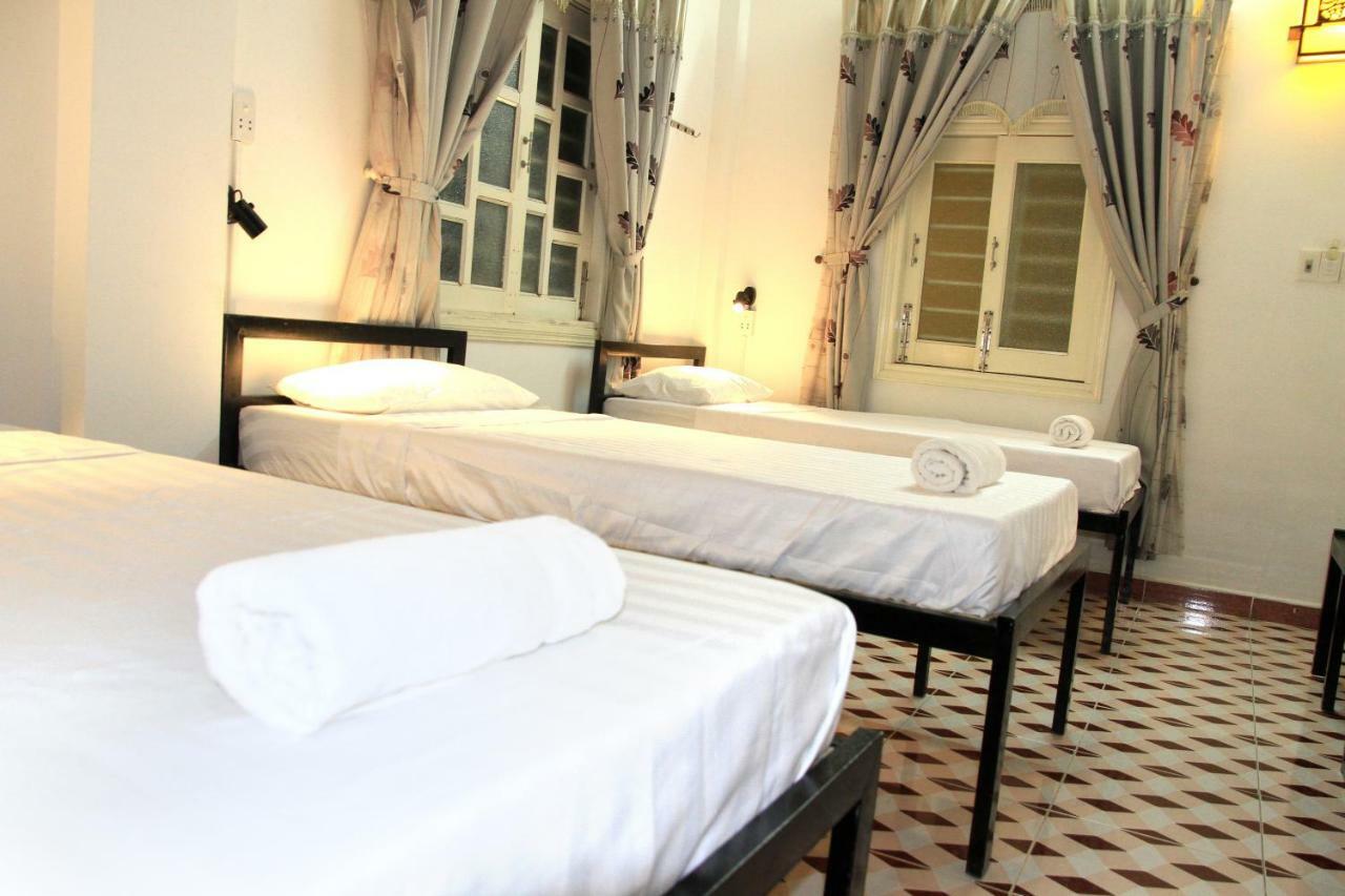 Quy Long Homestay Hoi An Eksteriør billede
